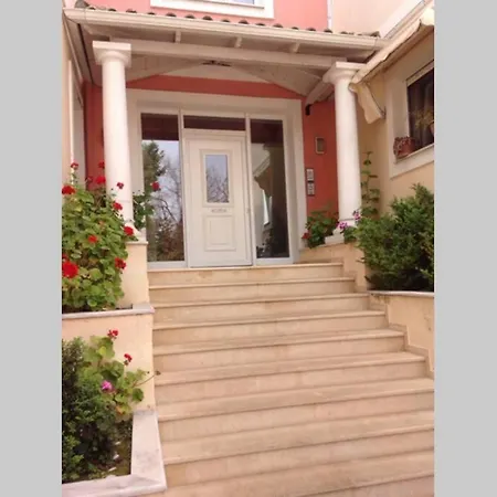 Dimitris House * Alepou