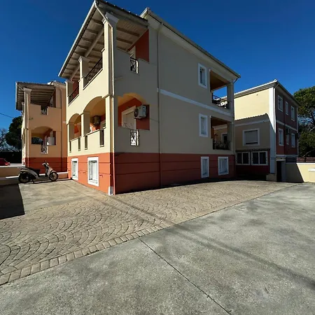 Dimitris House